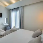 Estian Deluxe شقة يميناريا