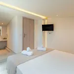 Estian Deluxe * يميناريا