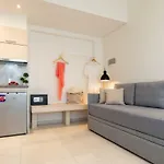 شقة Estian Deluxe