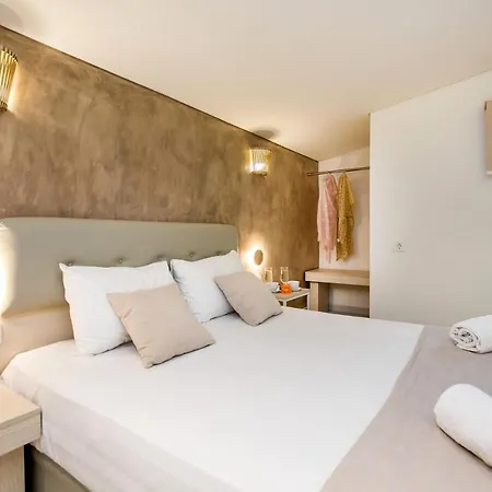 Estian Deluxe Apartment