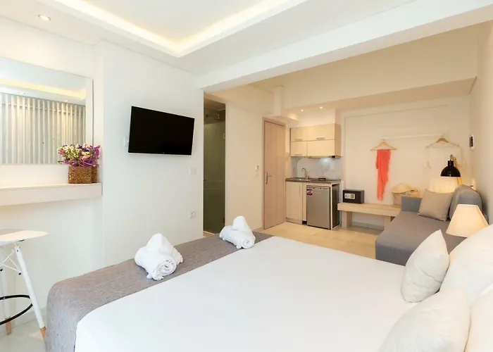 Estian Deluxe Apartman Limenária